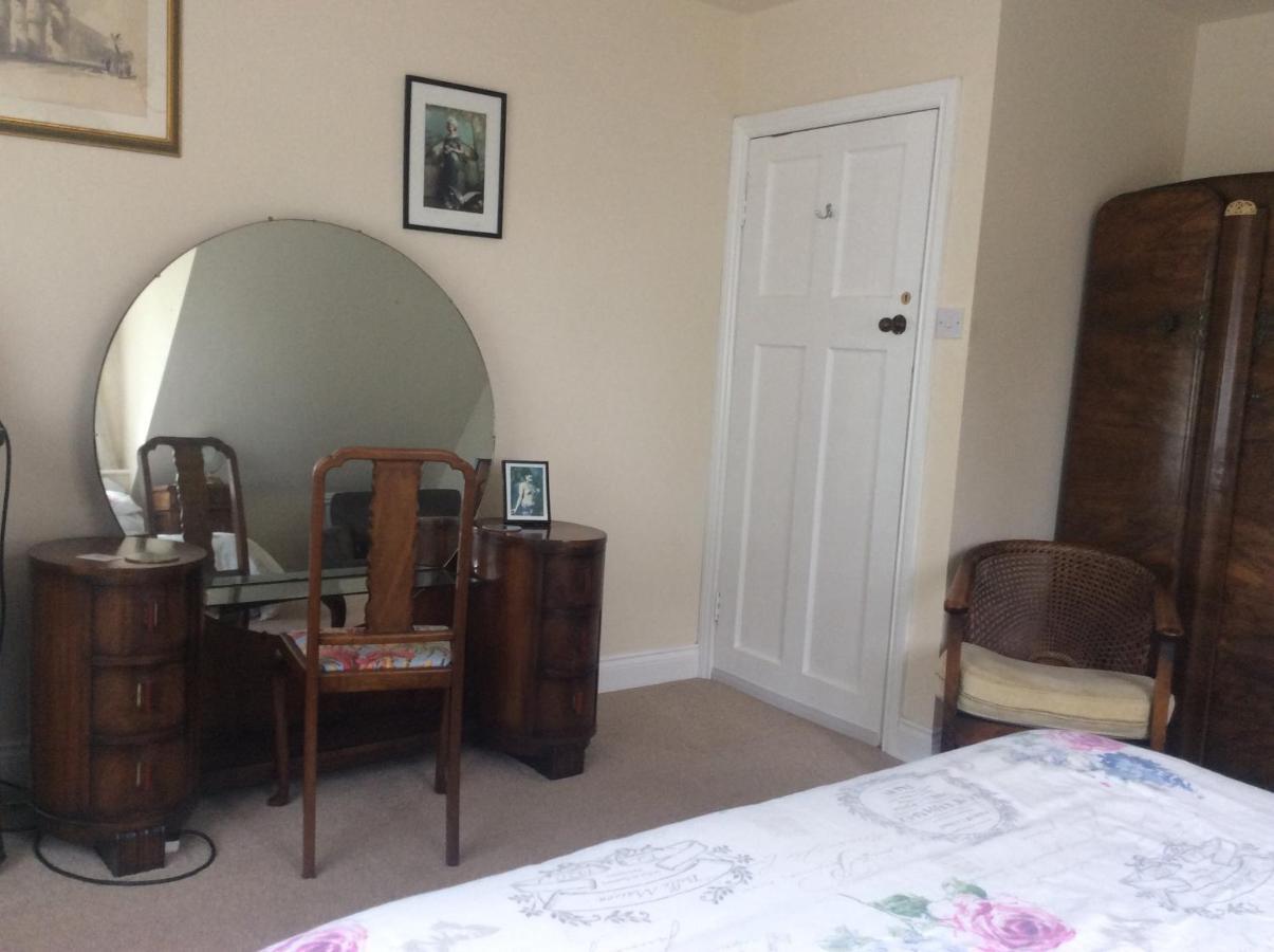 Heatherdene House Corfe Mullen 외부 사진