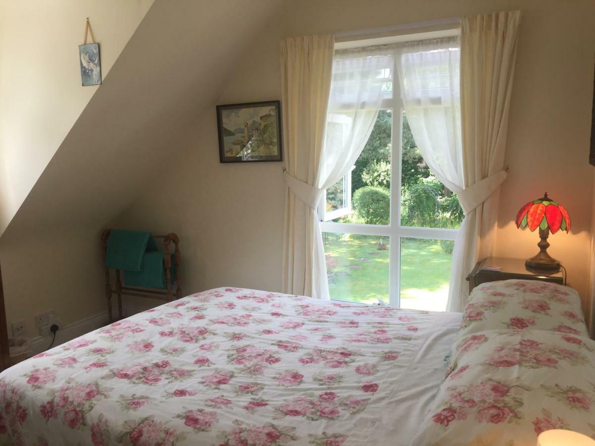 Heatherdene House Corfe Mullen 외부 사진