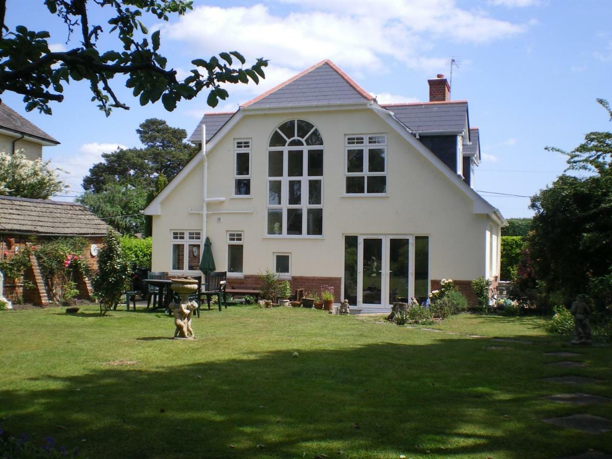 Heatherdene House Corfe Mullen 외부 사진
